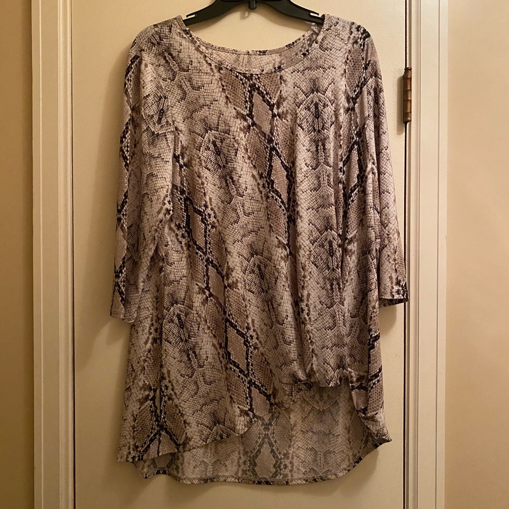 Boutique top from pink coconut. Wore once
